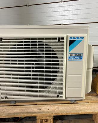 DAIKIN CONDIZIONATORE INVERTER