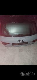 Cofano posteriore audi a1