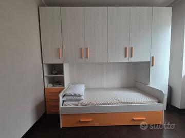 Cameretta a ponte come nuova con materassi inclusi