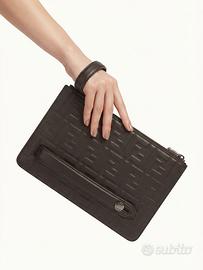 Clutch fendi slim in pelle nera