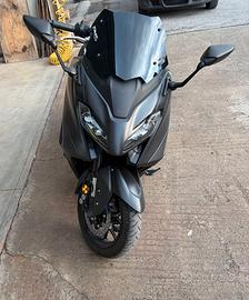 Yamaha Tmax