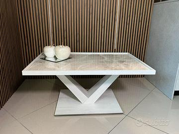 TAVOLINO DESIGN CON PIANO IN GRES