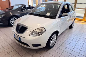 Lancia Ypsilon 1.2 Argento