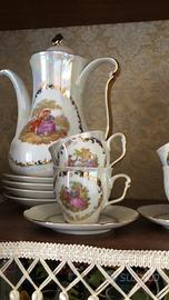 Servizio da caffe’