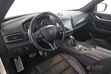MASERATI Levante 330 CV MHEV AWD GT