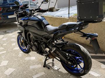 YAMAHA TRACER 900