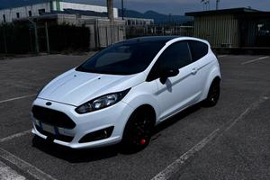 Ford Fiesta 3p 1.2 Black&White 82cv