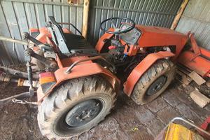 Trattore ferrari 35cv