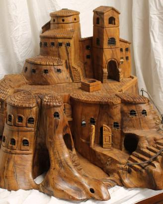 Scultura castello realizzata a mano