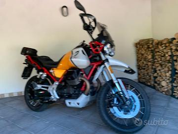 moto guzzi V 85 TT