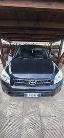 Toyota RAV4 2.2 D-4D – Affidabile e spaziosa