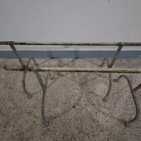 trespoli in ferro battuto 