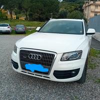 Audi Q5 2000 tdi  quattro s line .SOLO COMMERCIANT