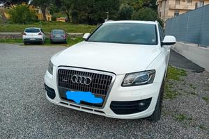 Audi Q5 2000 tdi  quattro s line .SOLO COMMERCIANT