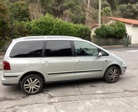 VOLKSWAGEN Sharan - 2008