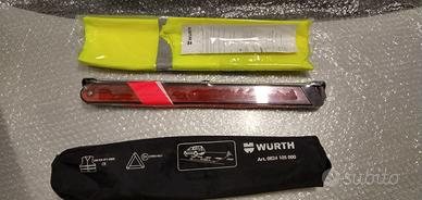 Kit sicurezza triangolo e gilet Wurth per auto
