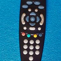 Telecomando per decoder sky