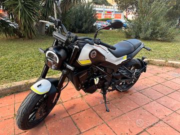 Benelli Leoncino 250 Bianco