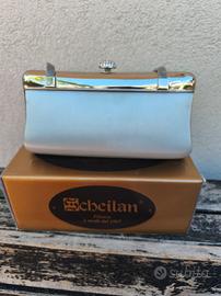 Elegante pochette Scheilan