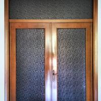 PORTA DUE ANTE CON VETRO DECORO FLOREALE
