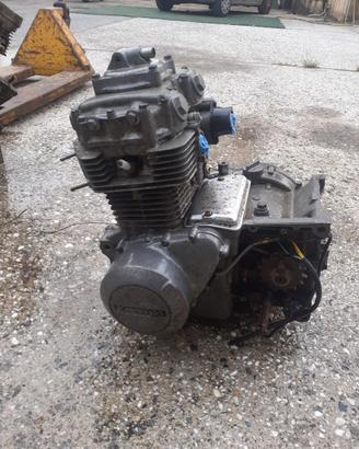 Motore kawasaki  400