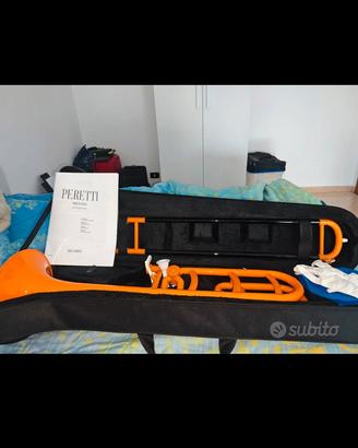Trombone  in plastica