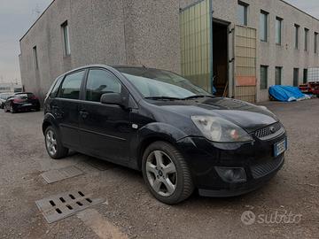 ford fiesta 1.4TDCi Diesel neopatentati