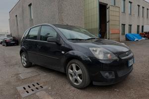 ford fiesta 1.4TDCi Diesel neopatentati