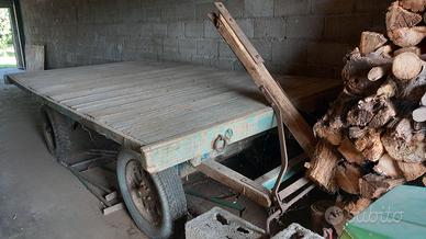 Rimorchio in legno 4 ruote