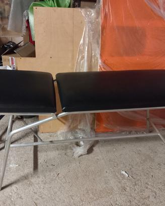 Lettino per massaggi, tatuaggi ecc