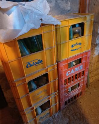 Cassetta acqua plastica vintage