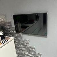 Tv Samsung 32 pollici Qled schermo piatto