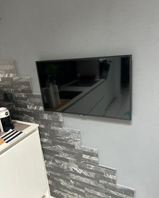 Tv Samsung 32 pollici Qled schermo piatto