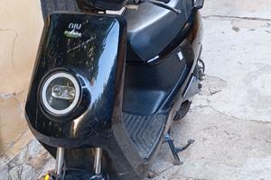 Moto elettrica NIU M - 2022