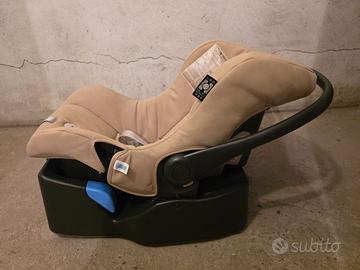 Seggiolino Auto / Ovetto Inglesina Huggy (0-13 kg)