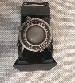 Fotocamera modello Zeiss Ikon