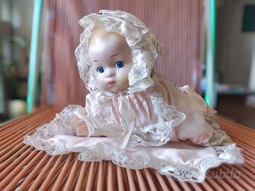 bambola battesimo porcellana da collezione 