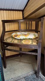 Sedie in legno angolari