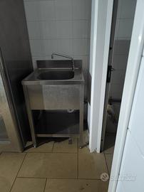 lavello in acciaio inox 