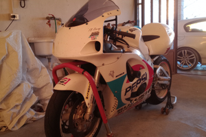 Suzuki GSX-R 750 SRAD