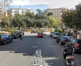 Fittasi locale C1 mq 65 ang.p.zza medaglie d'oro