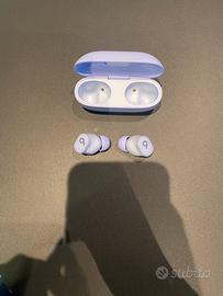 Apple beats solo Buds