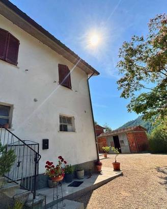 Rustico / Casale di 110 m² con 3 locali a Anghiari
