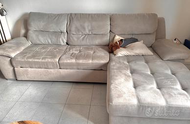 Divano letto con penisola