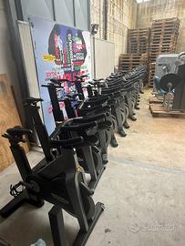 15 bike spinning technogym 