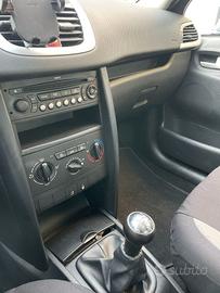 Peugeot 207 X line