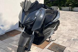 Yamaha x-max 300