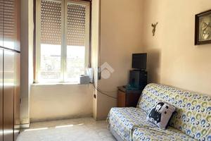 4 LOCALI A PORTICI