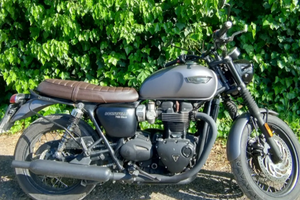 Triumph Bonneville T 120 Black