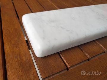 davanzale in marmo di Carrara 